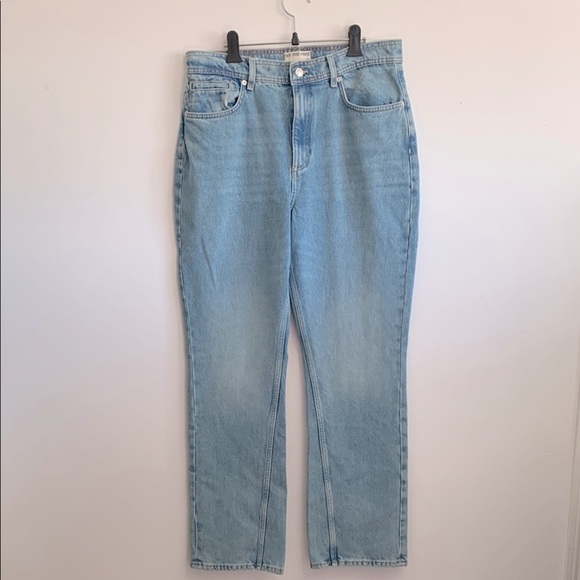 BNWOT WE THE FREE Women’s Xena High Rise Slim Straight Jeans size 31 - Picture 2 of 4